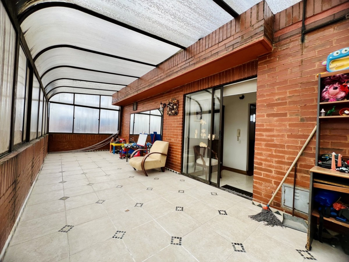 Casa en venta en San Jose De Bavaria, Bogotá · foto 19 de 24