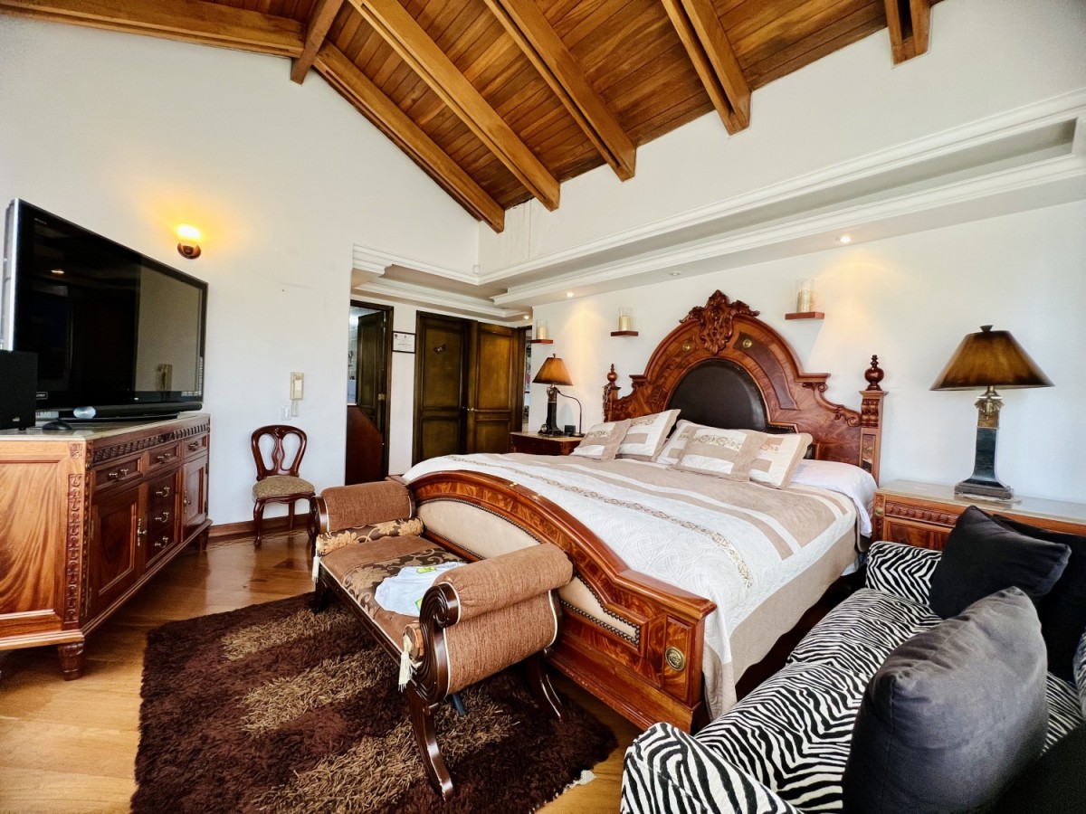 Casa en venta en San Jose De Bavaria, Bogotá · foto 21 de 24