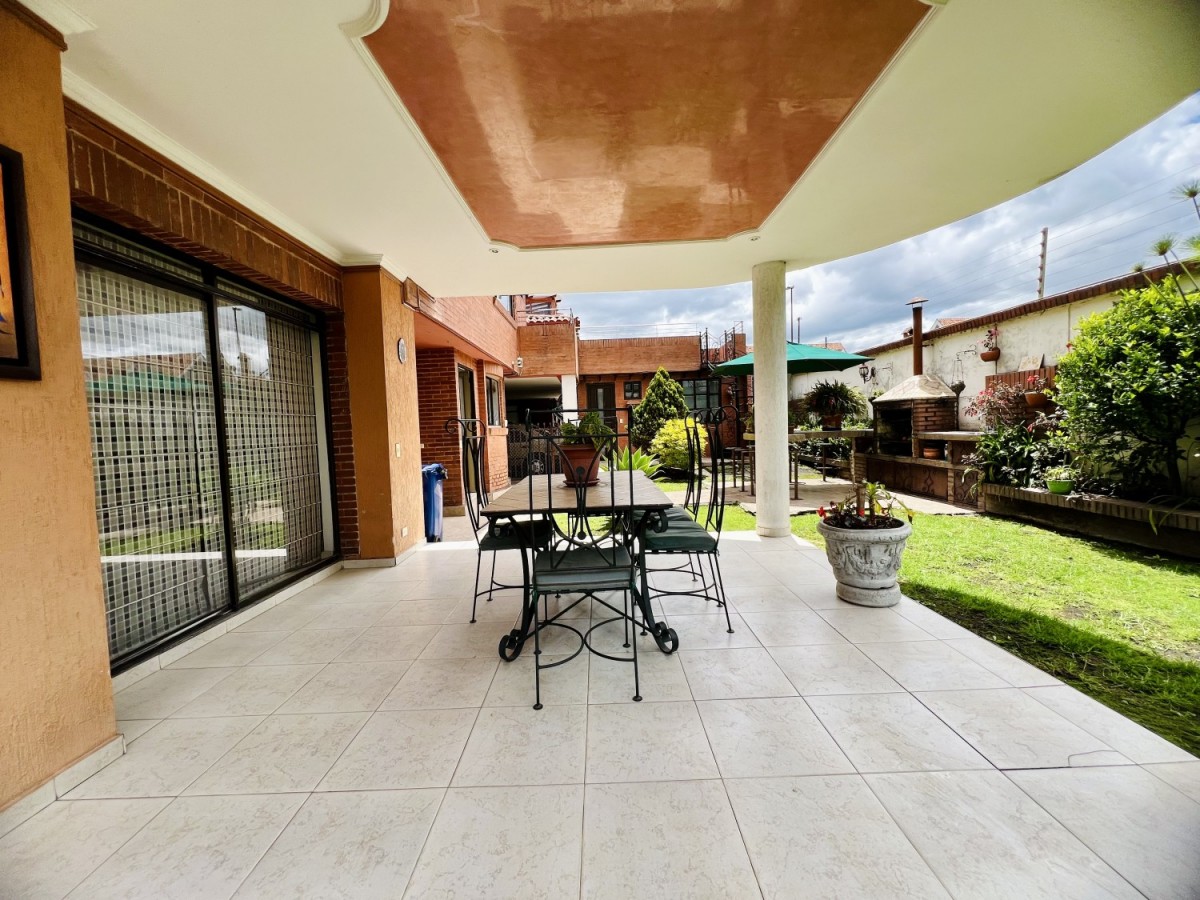 Casa en venta en San Jose De Bavaria, Bogotá · foto 24 de 24