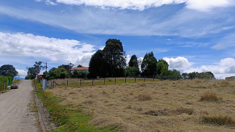 Lote en venta en Yerbabuena, Chía, 2113 m² · foto 9 de 10