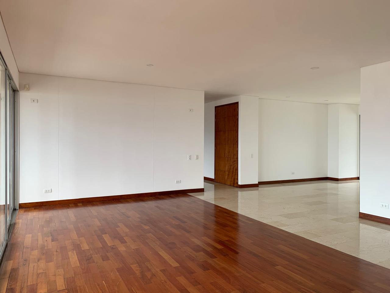 Apartamento en arriendo en El Poblado, Medellín · foto 5 de 19