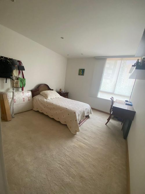 Apartamento de 4 alcobas en venta en La Carolina, Bogotá, 187 m² · foto 11 de 15