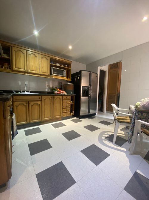 Apartamento de 4 alcobas en venta en La Carolina, Bogotá, 187 m² · foto 14 de 15