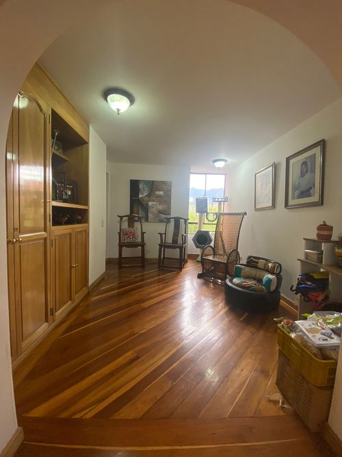 Apartamento de 4 alcobas en venta en La Carolina, Bogotá, 187 m² · foto 15 de 15