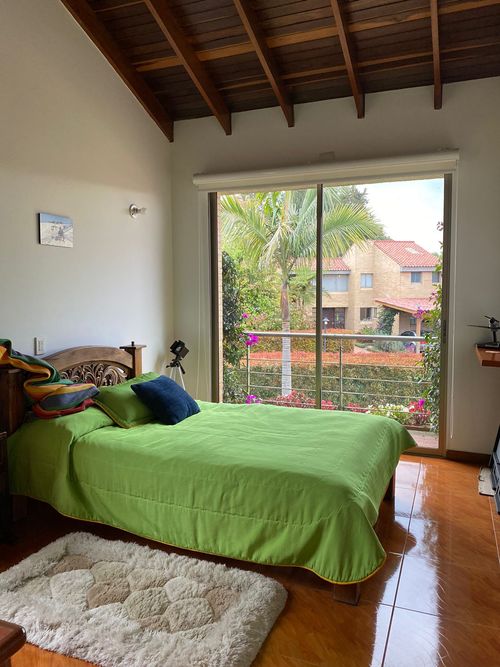 Casa de 5 alcobas en venta en San Simón, Bogotá, 300 m² · foto 18 de 21