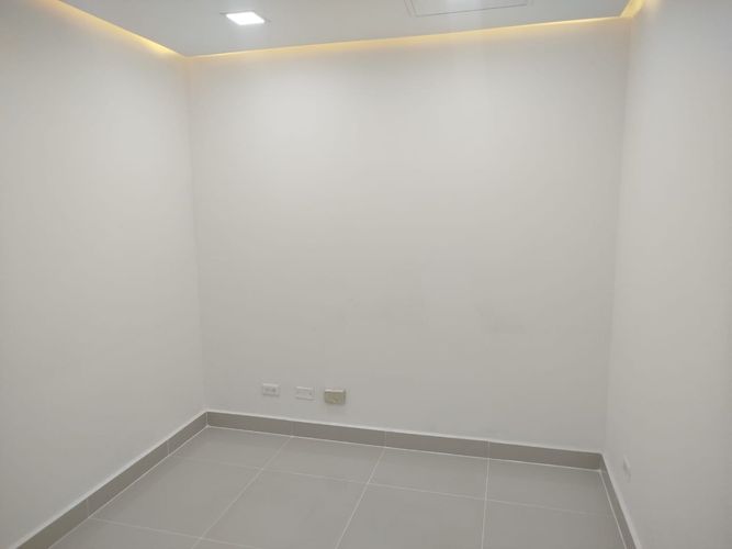 Oficina en arriendo en La Florida, Medellín, 35 m² · foto 3 de 16