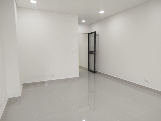 Oficina en arriendo en La Florida, Medellín, 35 m² · foto 8 de 16