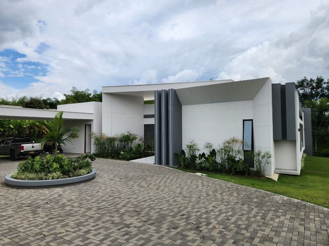 Casa de 5 alcobas en venta en Cerritos, Pereira, 825 m² · foto 17 de 19