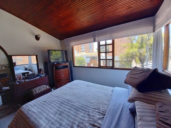 Casa de 3 alcobas en venta en Ilarco, Bogotá, 320 m² · foto 6 de 24