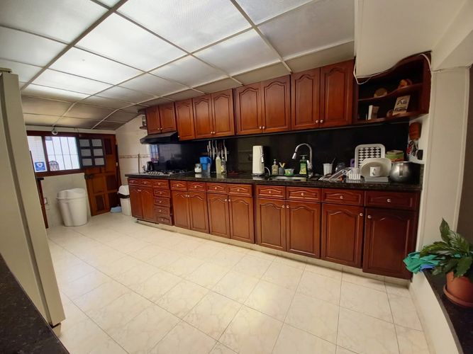 Casa de 3 alcobas en venta en Ilarco, Bogotá, 320 m² · foto 11 de 24