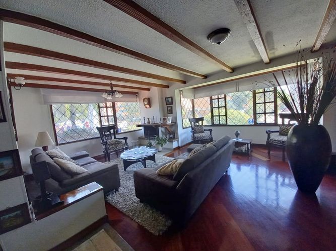 Casa de 3 alcobas en venta en Ilarco, Bogotá, 320 m² · foto 12 de 24