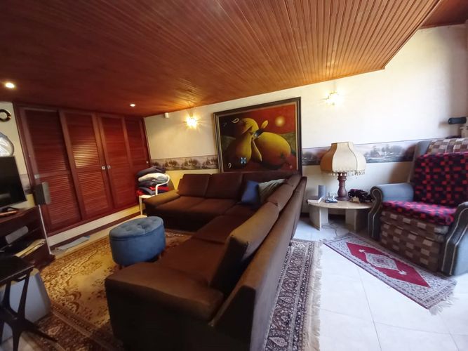 Casa de 3 alcobas en venta en Ilarco, Bogotá, 320 m² · foto 17 de 24