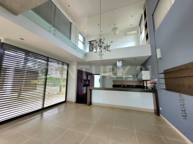 Casa de 4 alcobas en venta en Condominio Aguas Calientes, Cali, 358 m² · foto 17 de 24