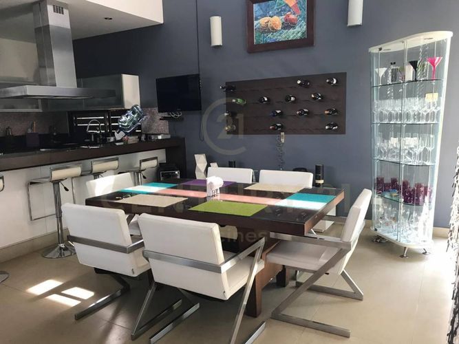 Casa de 4 alcobas en venta en Condominio Aguas Calientes, Cali, 358 m² · foto 19 de 24