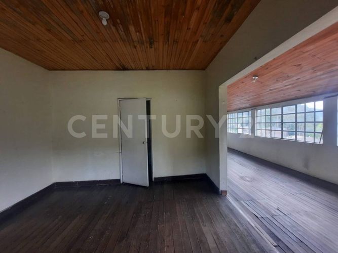 Casa de 4 alcobas en venta en El Saladito, Cali, 196 m² · foto 8 de 24