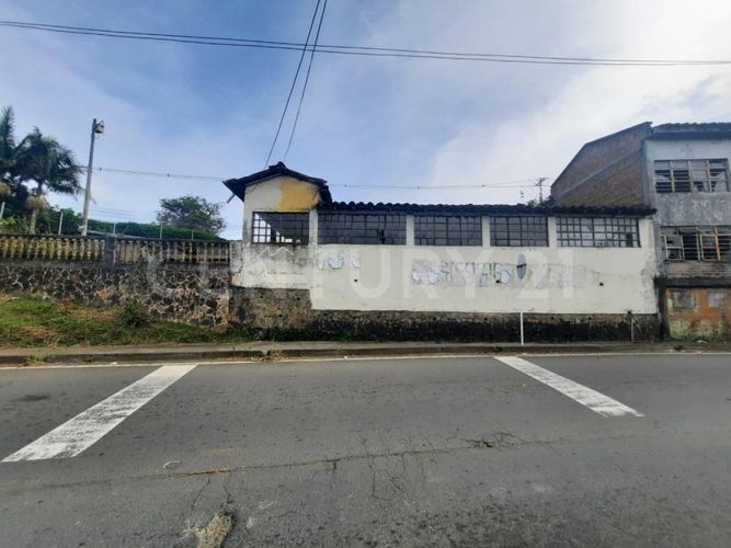 Casa de 4 alcobas en venta en El Saladito, Cali, 196 m² · foto 17 de 24