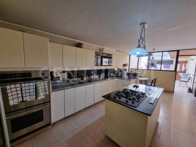 Casa de 4 alcobas en venta en La Flora, Cali, 338 m² · foto 3 de 18