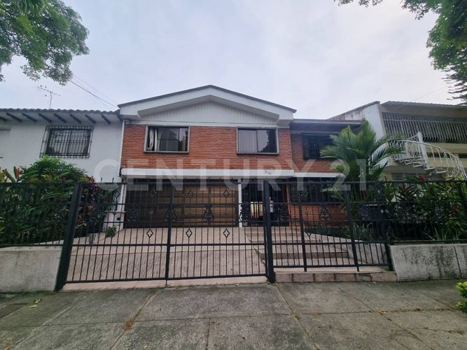 Casa de 4 alcobas en venta en La Flora, Cali, 338 m² · foto 18 de 18