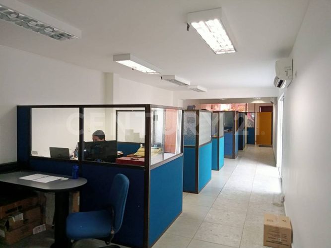 Edificio en venta en San Vicente, Cali, 302 m² · foto 2 de 24