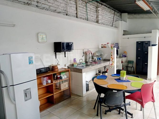 Edificio en venta en San Vicente, Cali, 302 m² · foto 9 de 24