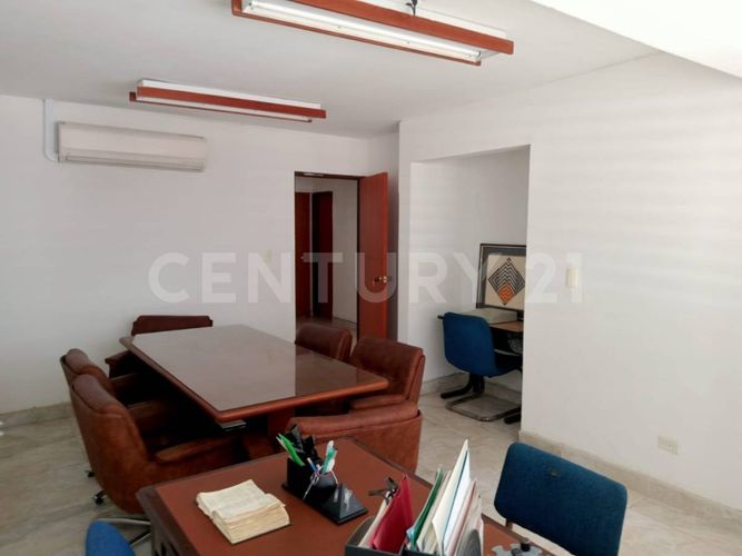 Edificio en venta en San Vicente, Cali, 302 m² · foto 14 de 24