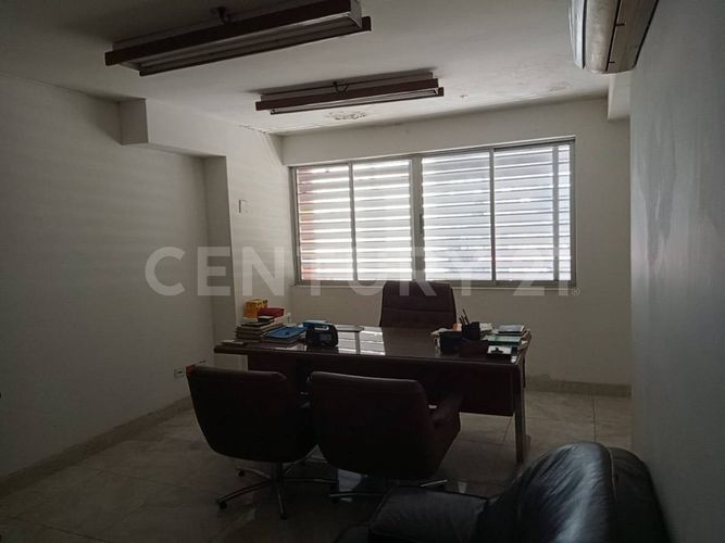 Edificio en venta en San Vicente, Cali, 302 m² · foto 21 de 24