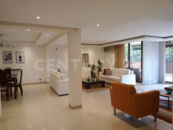 Apartamento de 4 alcobas en venta en Santa Teresita, Cali, 216 m² · foto 3 de 23