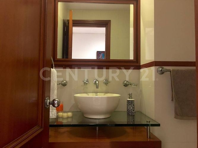 Apartamento de 4 alcobas en venta en Santa Teresita, Cali, 216 m² · foto 20 de 23