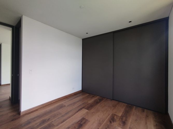 Apartamento de 3 alcobas en arriendo en El Poblado, Medellín, 140 m² · foto 8 de 16