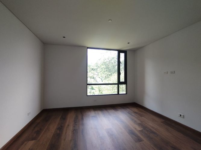 Apartamento de 3 alcobas en arriendo en El Poblado, Medellín, 140 m² · foto 12 de 16