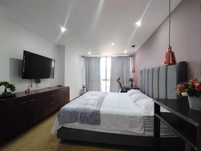 Apartamento de 2 alcobas en arriendo en El Poblado, Medellín, 97 m² · foto 10 de 12