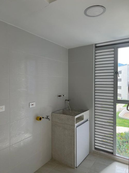 Apartamento de 3 alcobas en venta en Picaleña Y Mirolindo, Ibagué, 85 m² · foto 15 de 15