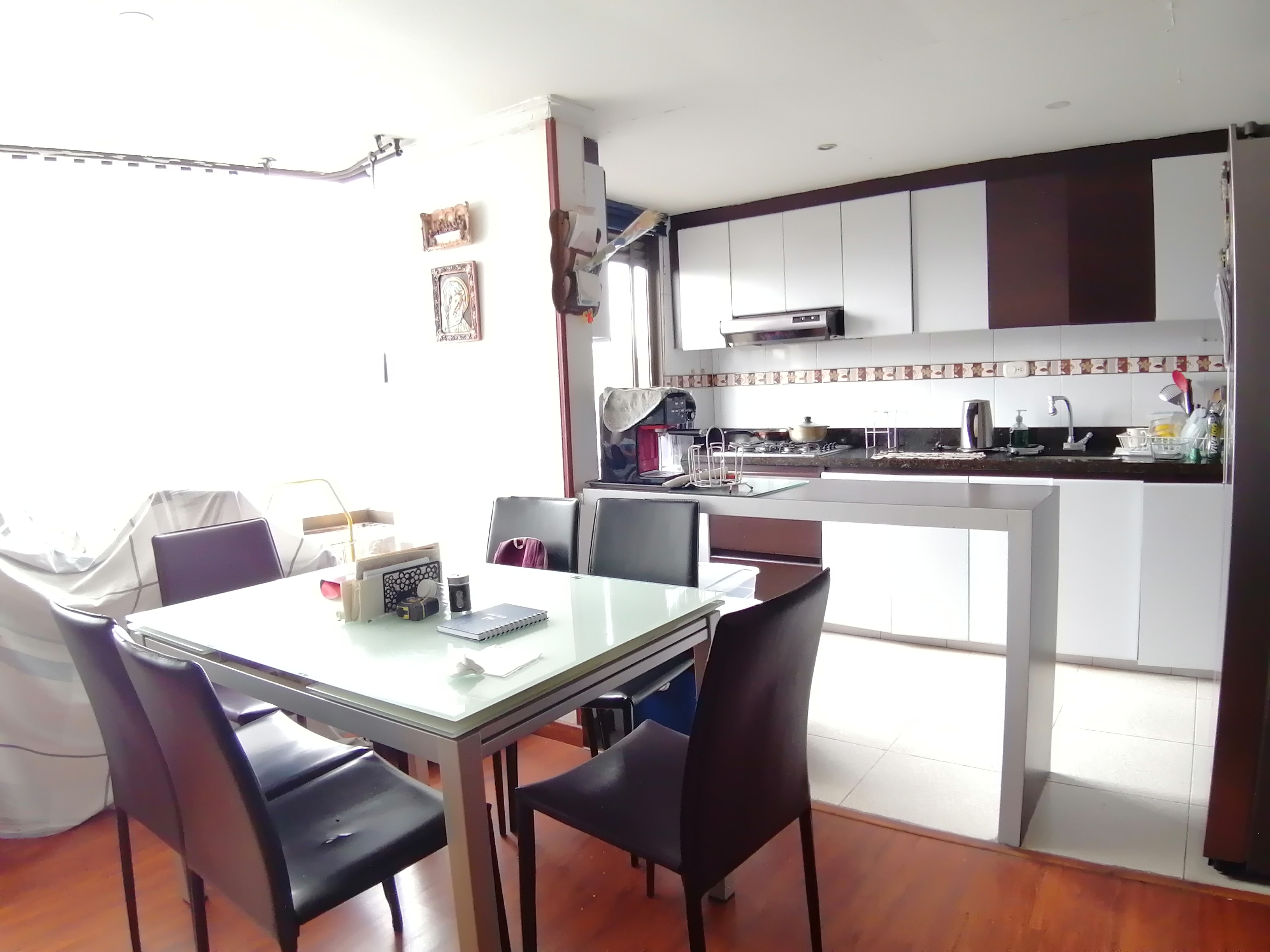 Casa en venta en Engativá, Bogotá · foto 3 de 24