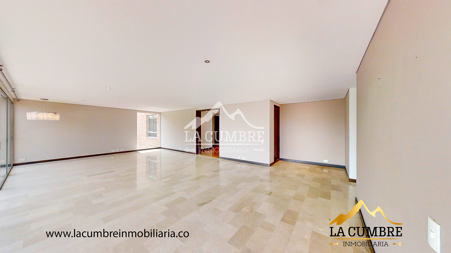Apartamento en arriendo en El Tesoro, Medellín · foto 2 de 17