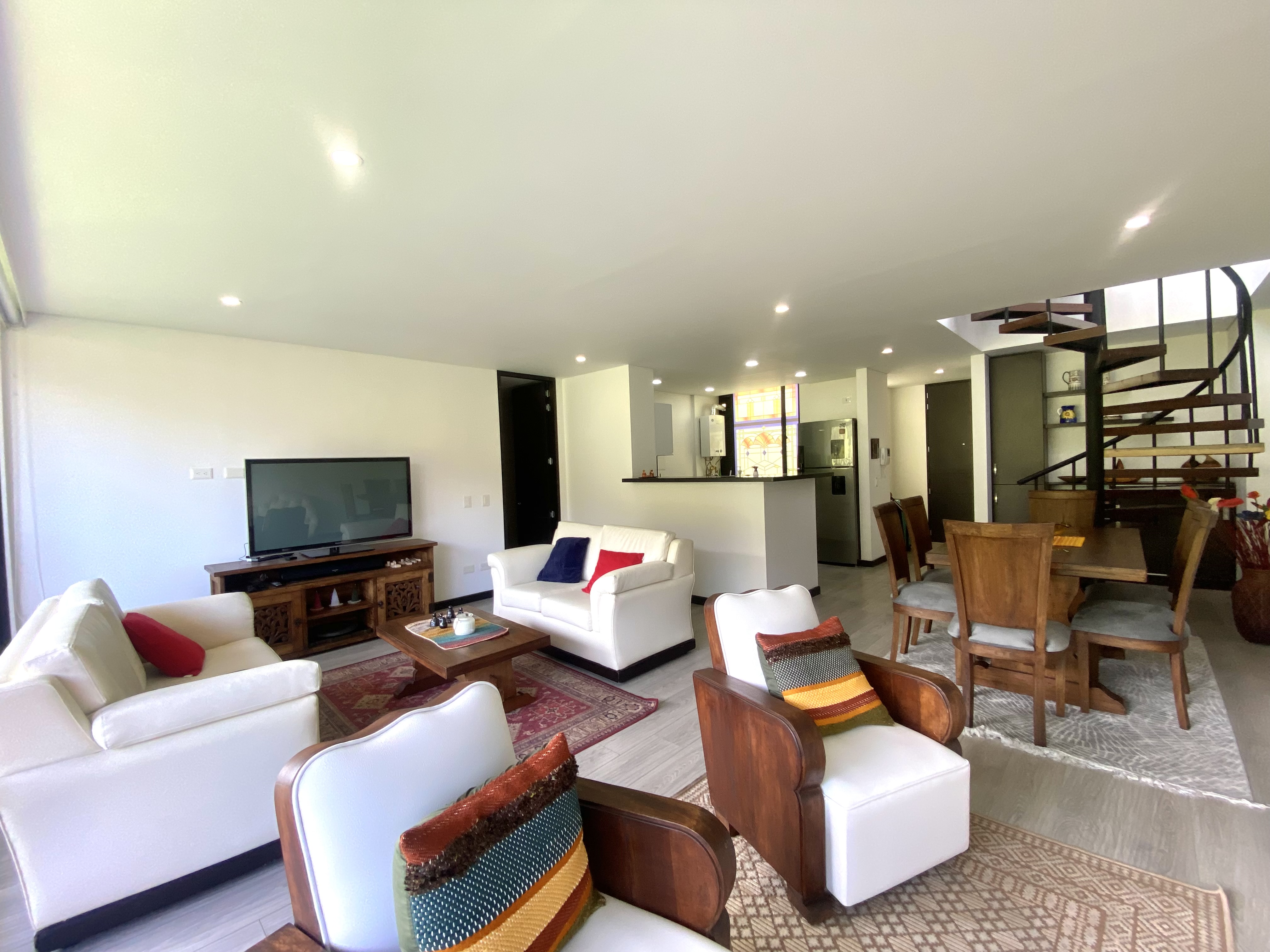 Apartamento en venta en El Rodeo, La Calera · foto 2 de 17