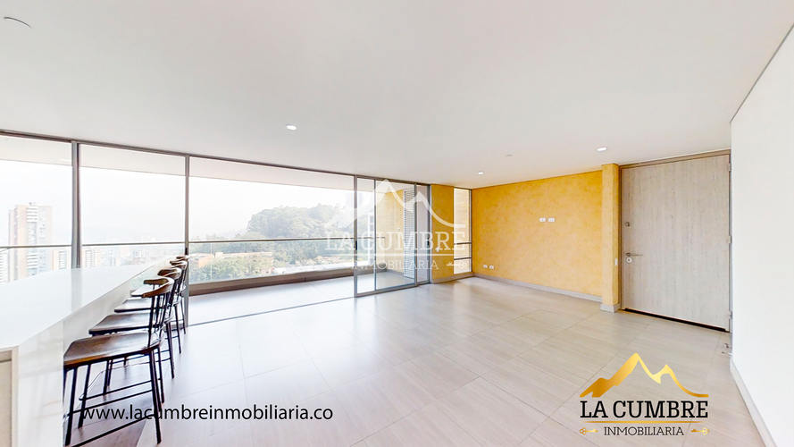 Apartamento en arriendo en Castropol, Medellín, 160 m² · foto 3 de 16