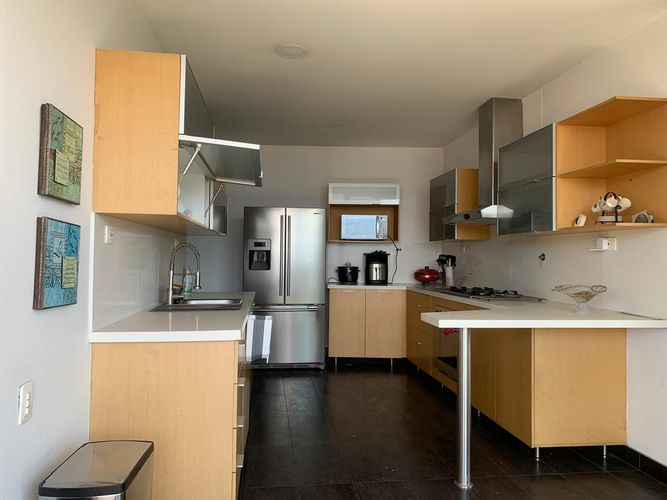 Apartamento de 3 alcobas en arriendo en El Poblado, Medellín, 267 m² · foto 7 de 18