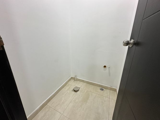 Edificio en arriendo en Ciudad Jardin, Cali, 300 m² · foto 13 de 23