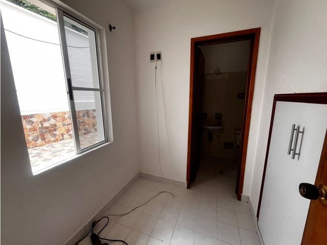 Casa de 3 alcobas en venta en Lagos Del Cacique, Bucaramanga, 250 m² · foto 6 de 16
