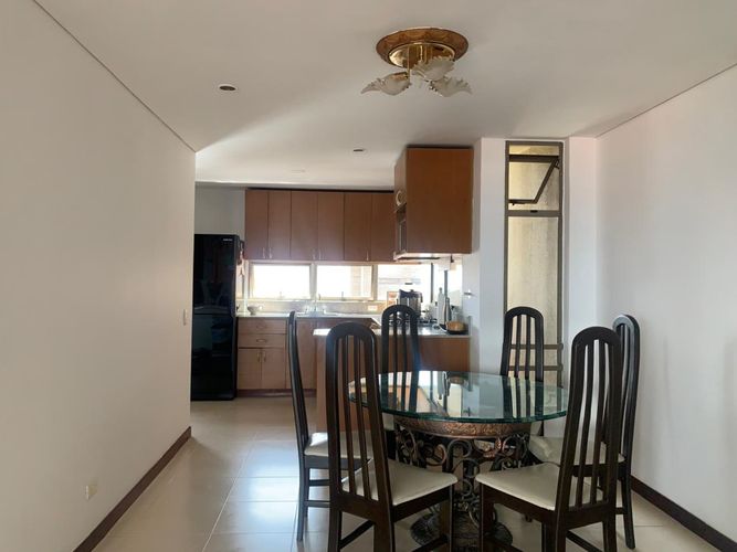 Apartamento de 3 alcobas en arriendo en El Poblado, Medellín, 137 m² · foto 4 de 17