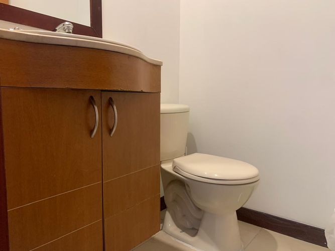 Apartamento de 3 alcobas en arriendo en El Poblado, Medellín, 137 m² · foto 13 de 17