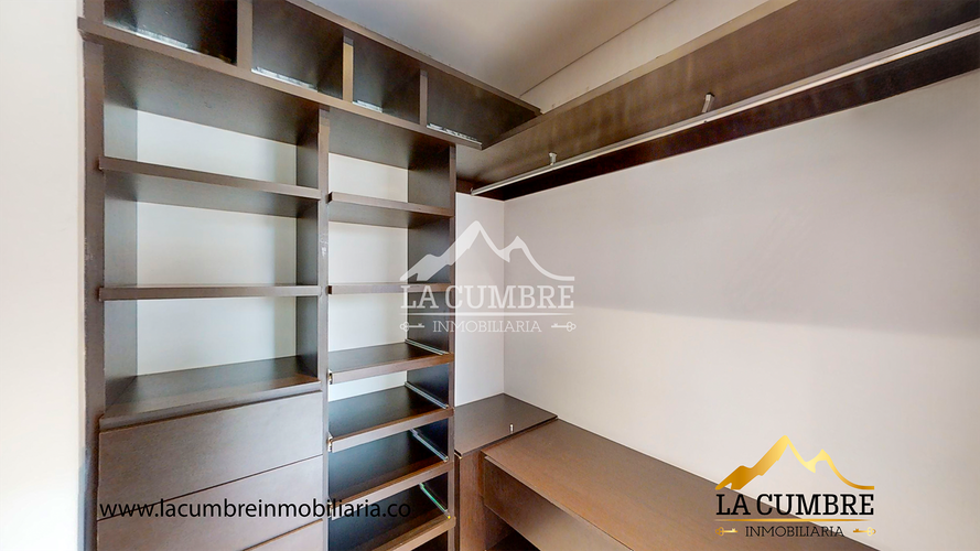 Apartamento de 3 alcobas en arriendo en Alejandría, Medellín, 207 m² · foto 12 de 16