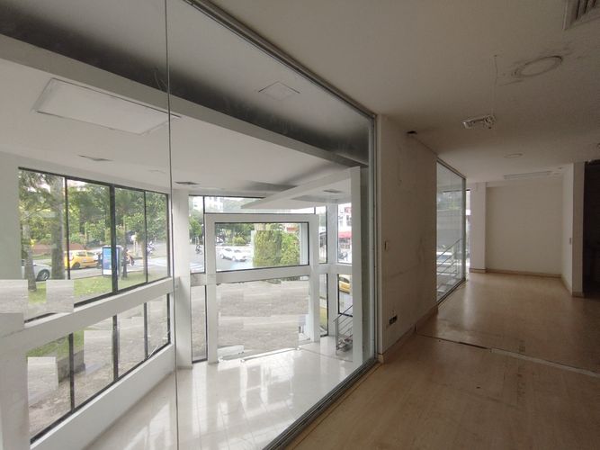 Local en arriendo en Pinares, Pereira, 140 m² · foto 2 de 11
