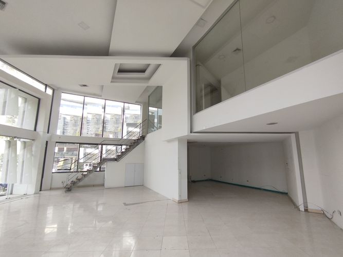 Local en arriendo en Pinares, Pereira, 140 m² · foto 3 de 11