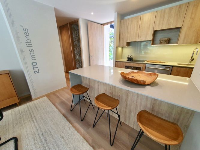 Apartamento de 2 alcobas en venta en Altos Del Poblado, Medellín, 146 m² · foto 4 de 24