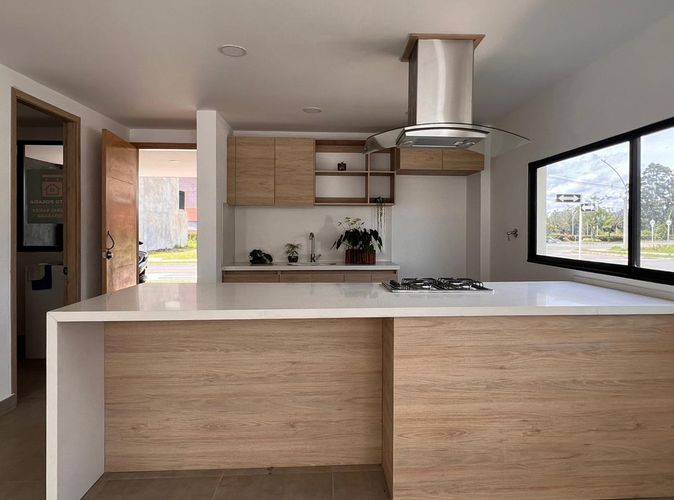 Casa de 4 alcobas en venta en El Porvenir, Rionegro, 220 m² · foto 5 de 15