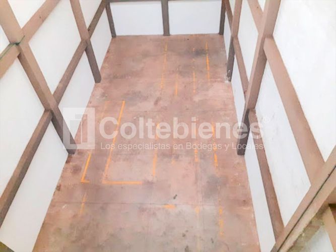 Bodega en venta en Suramérica, Itagüí, 687 m² · foto 4 de 16