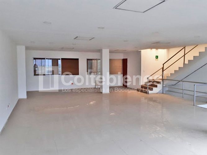 Bodega en venta en Suramérica, Itagüí, 687 m² · foto 8 de 16