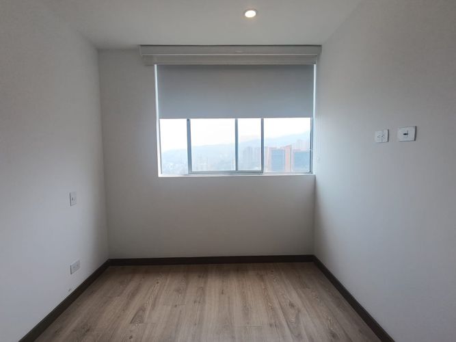 Apartamento de 3 alcobas en arriendo en El Poblado, Medellín, 110 m² · foto 5 de 15
