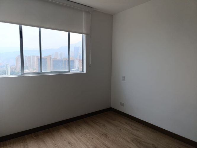 Apartamento de 3 alcobas en arriendo en El Poblado, Medellín, 110 m² · foto 6 de 15